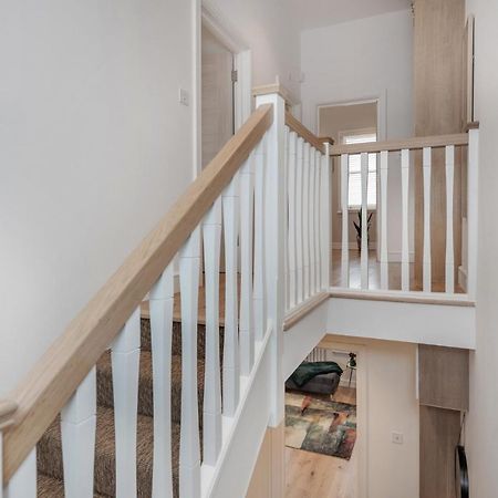 Beautiful 2 Bedrooms Split Level Fulham Apartment Londra Esterno foto